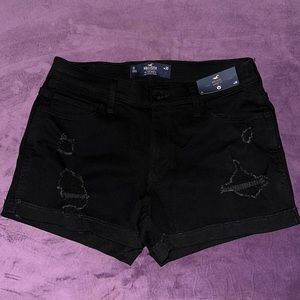 Hollister Shorts Mid-Rise, Black, size 11/w30, NWT